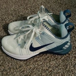 Nike Metcon DSX Flyknit 2 Women's Cross Training/W